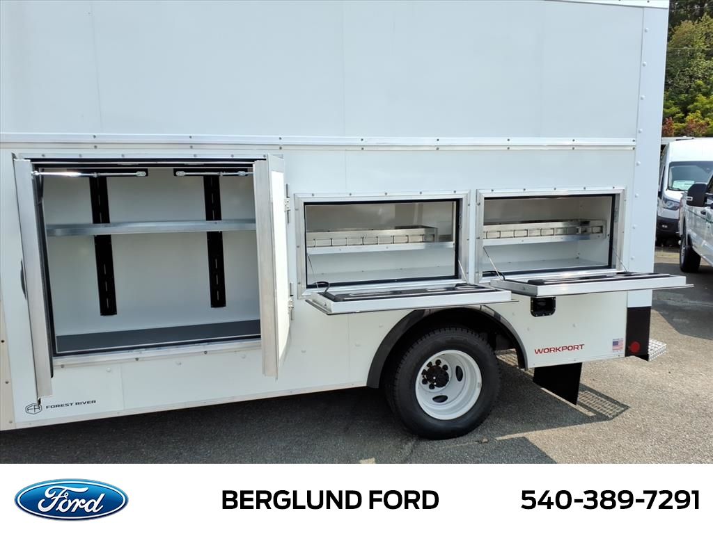 2026 Ford E-Series Cutaway Base - Photo 11