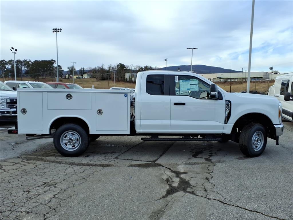 New 2026 Ford F-250 XL Extended Cab