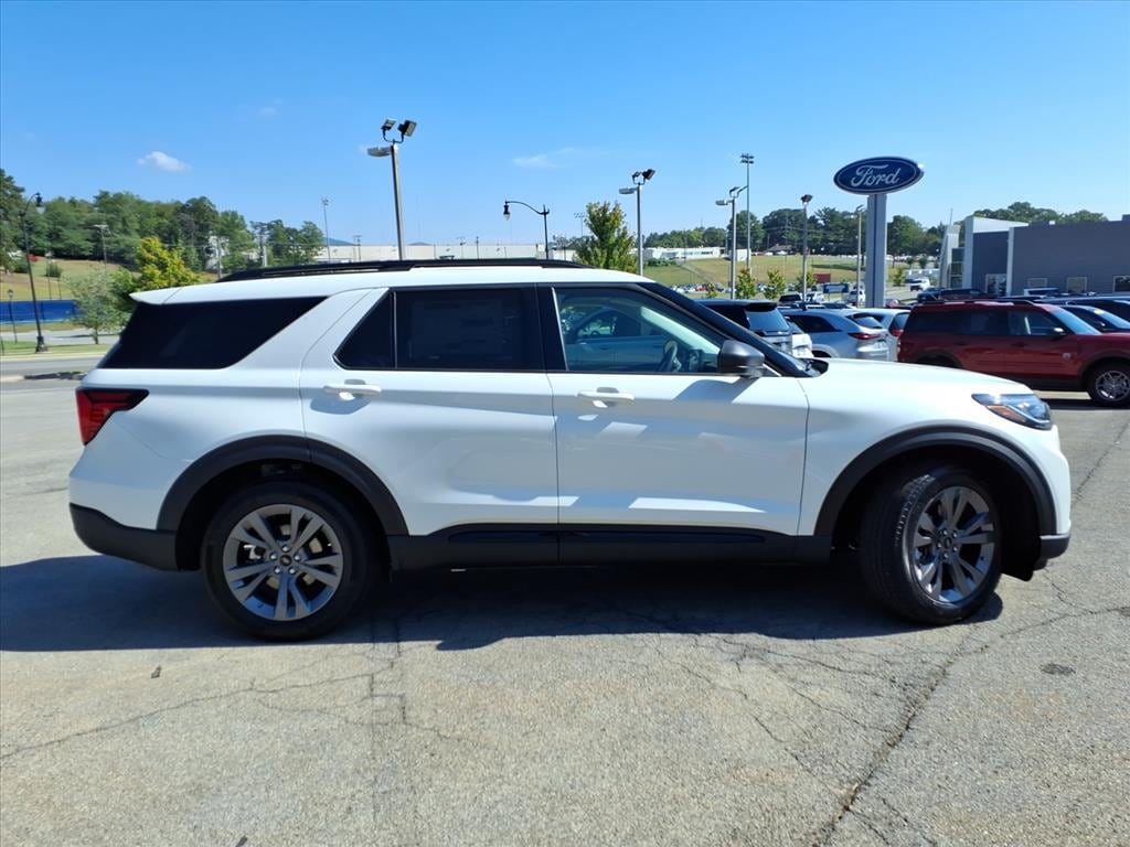 New 2026 Ford Explorer Active w/200A Pkg Sport Utility