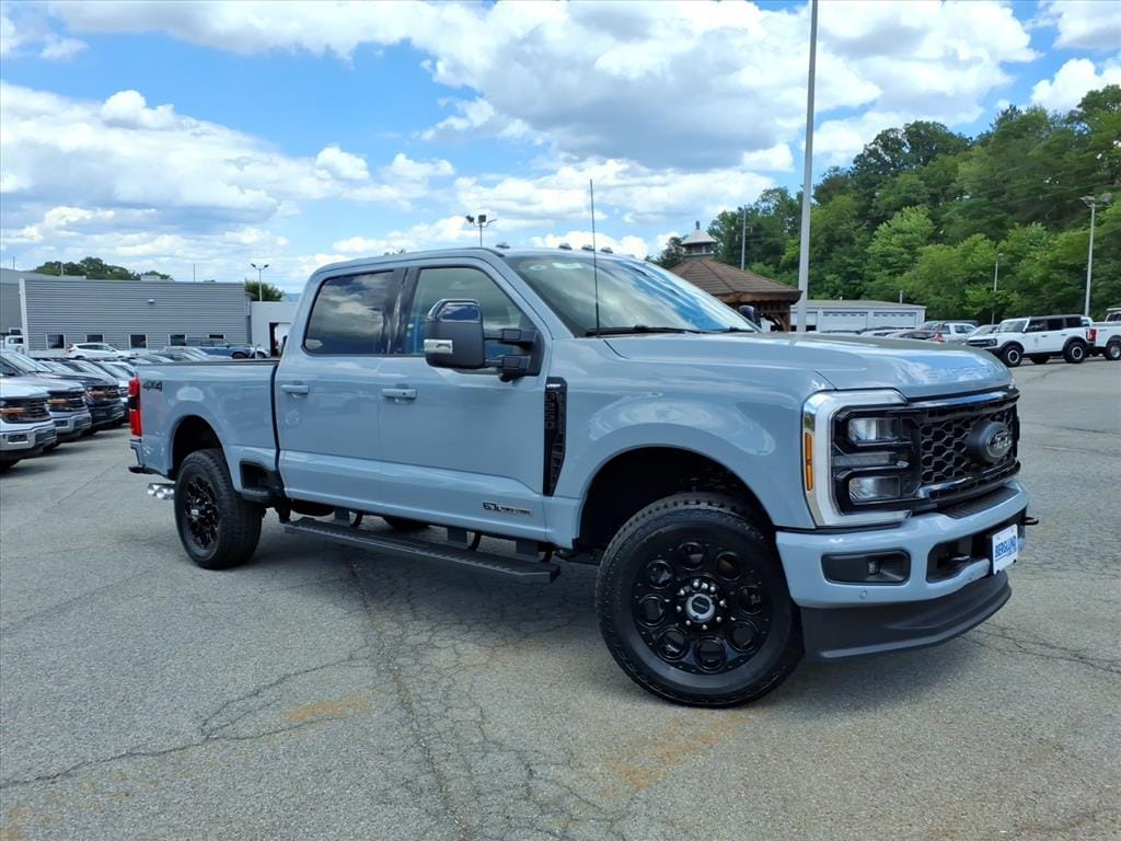 New 2026 Ford F-250 Lariat Crew Cab