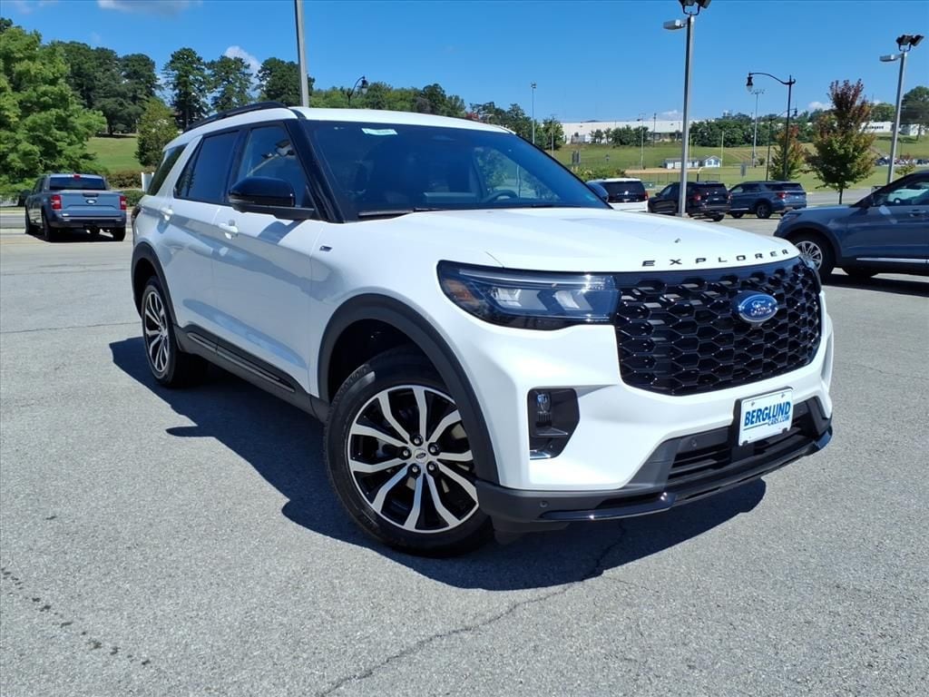 2025 Ford Explorer SUV 