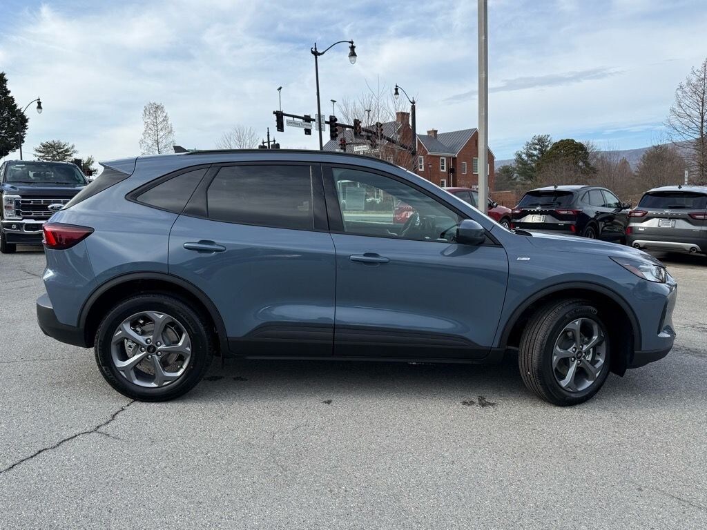 New 2026 Ford Escape ST-Line Select Sport Utility