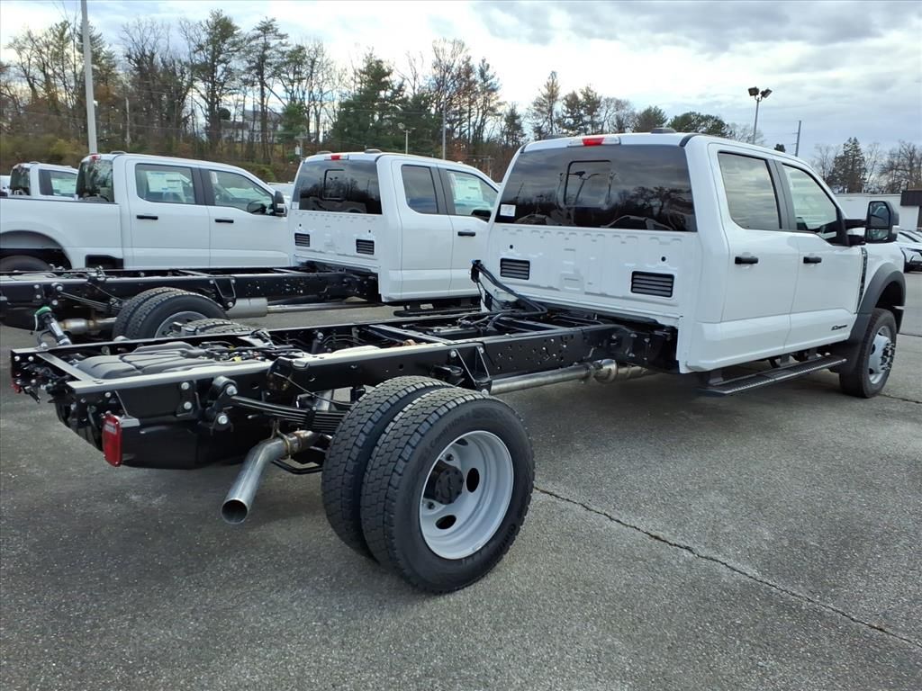 2026 Ford F-550 XL photo 2