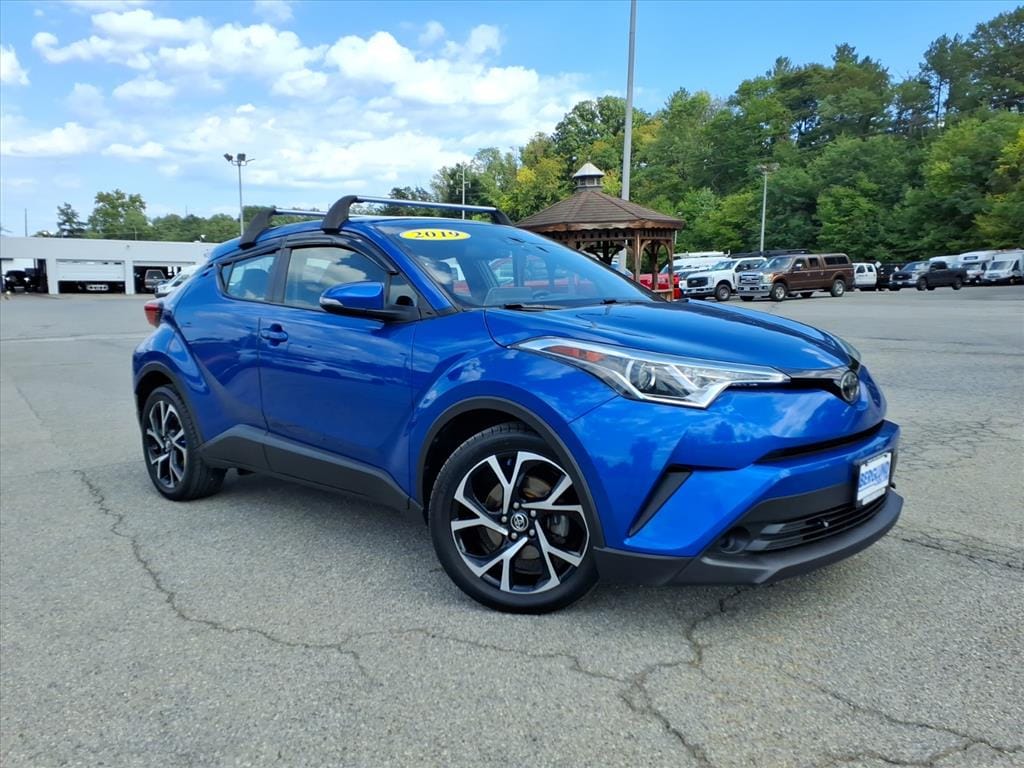 Used 2019 Toyota C-HR XLE Sport Utility