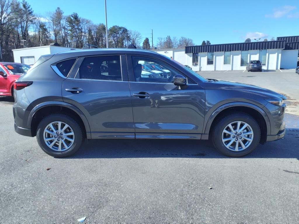 2025 Mazda CX-5 2.5 S Preferred photo 3