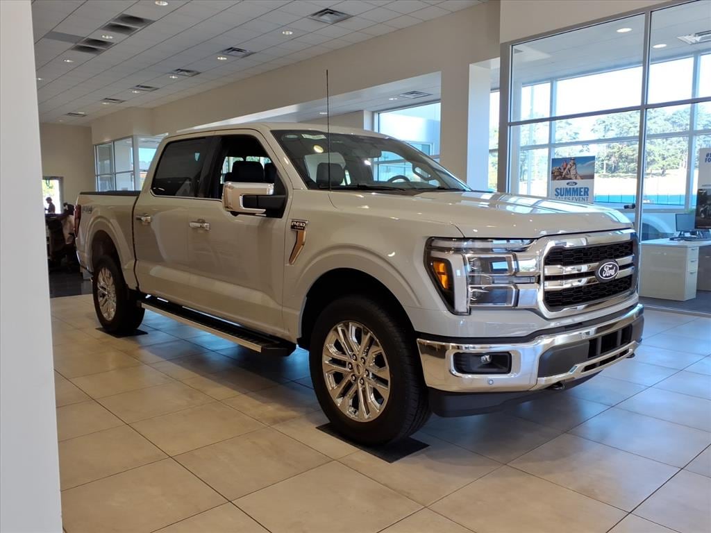 New 2026 Ford F-150 Lariat Crew Cab
