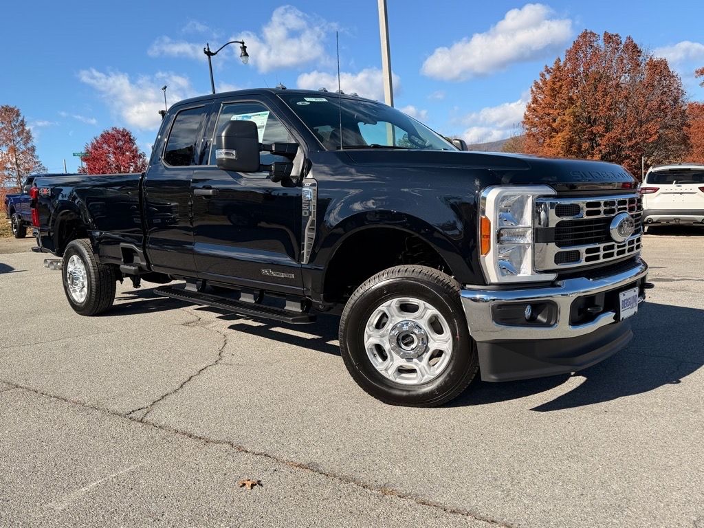 2026 Ford F-250 Super Duty XLT's photo