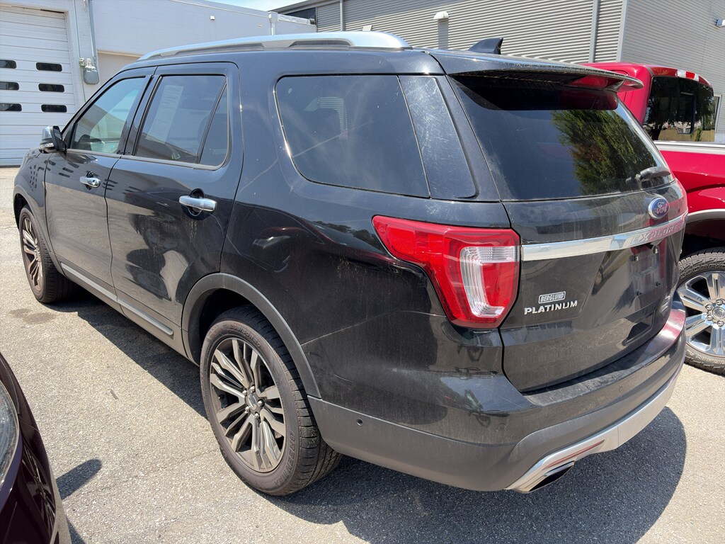 Used 2016 Ford Explorer Platinum SUV