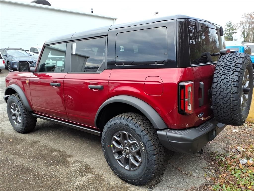 2025 Ford Bronco Badlands photo 4