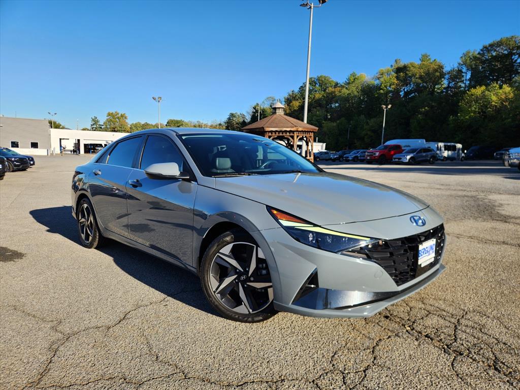 2022 Hyundai Elantra