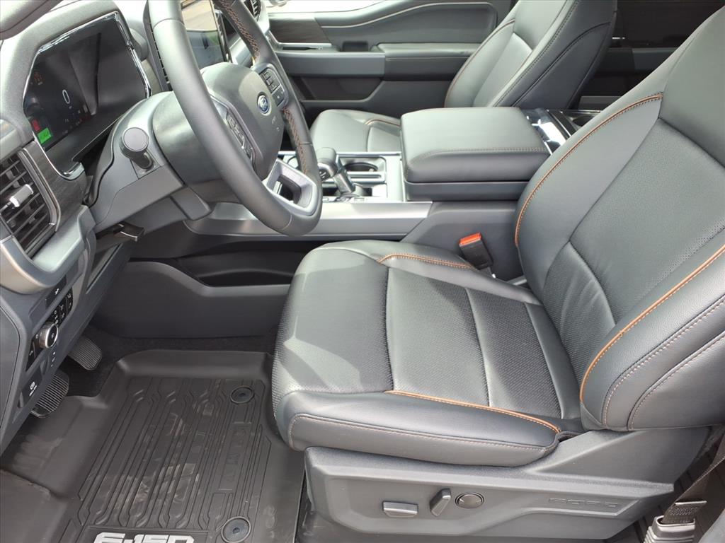 2026 Ford F-150 Lariat - Photo 6