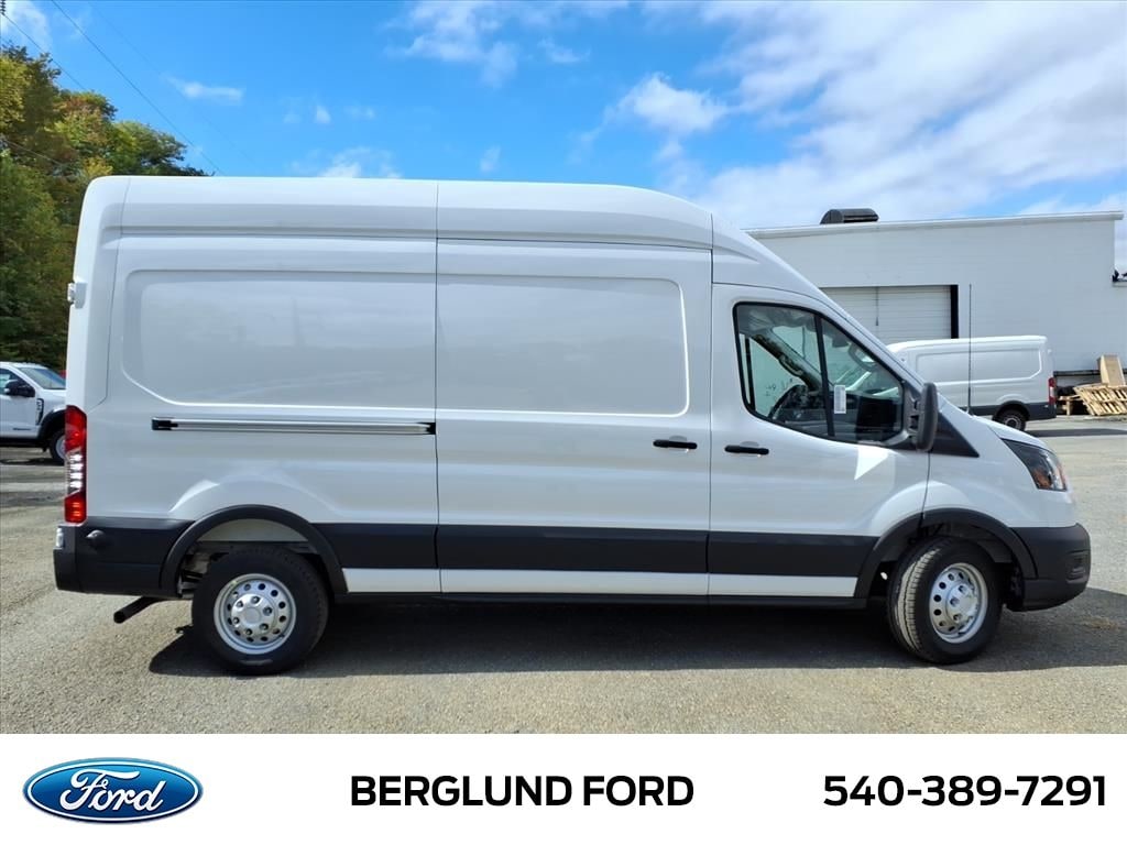 New 2025 Ford Transit Van Base Cargo Van
