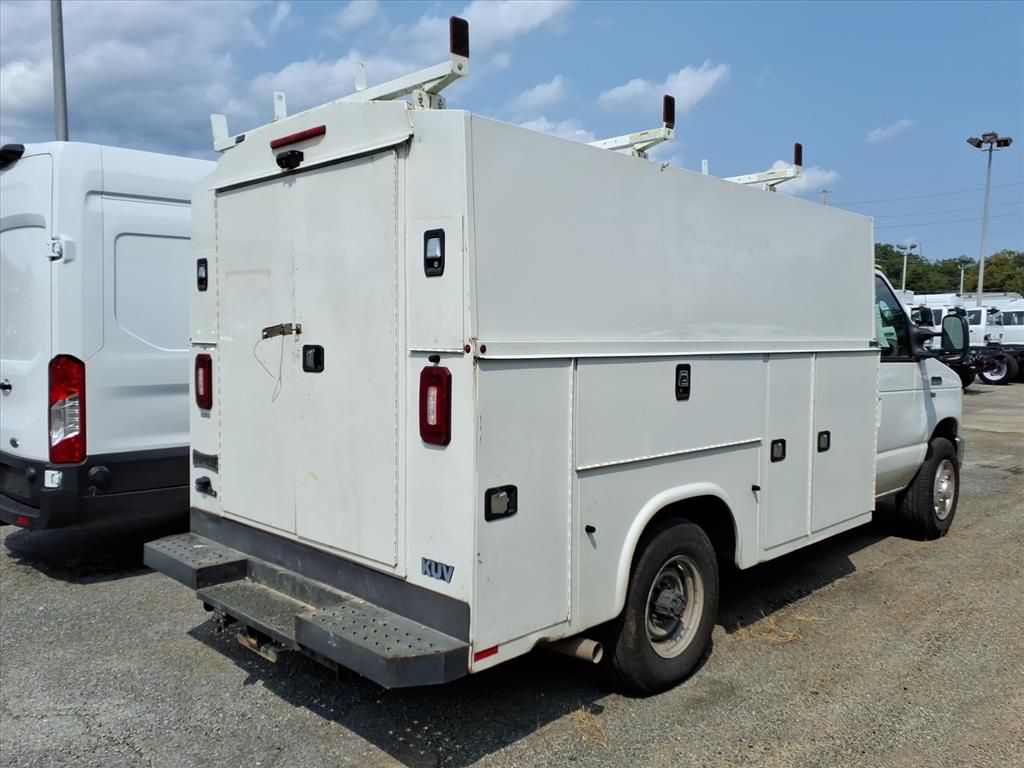 2019 Ford E-350 Base photo 3