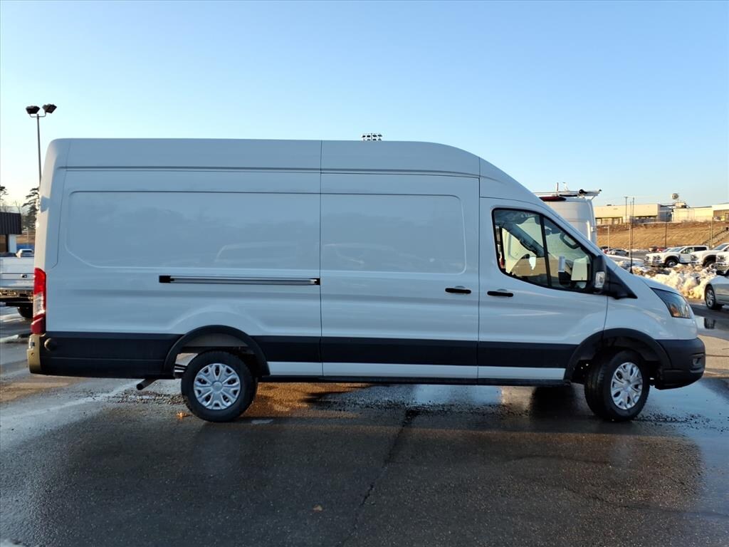 New 2026 Ford Transit Van Base Extended Cargo Van