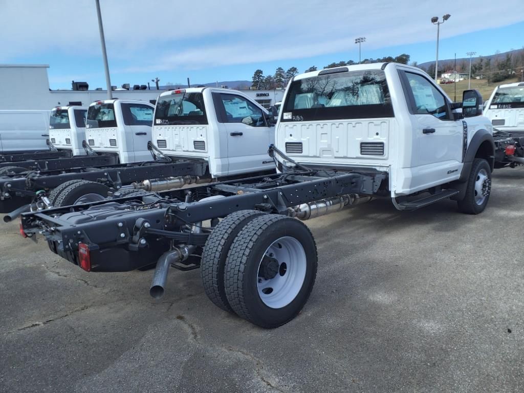 2024 Ford F-550 XL photo 2
