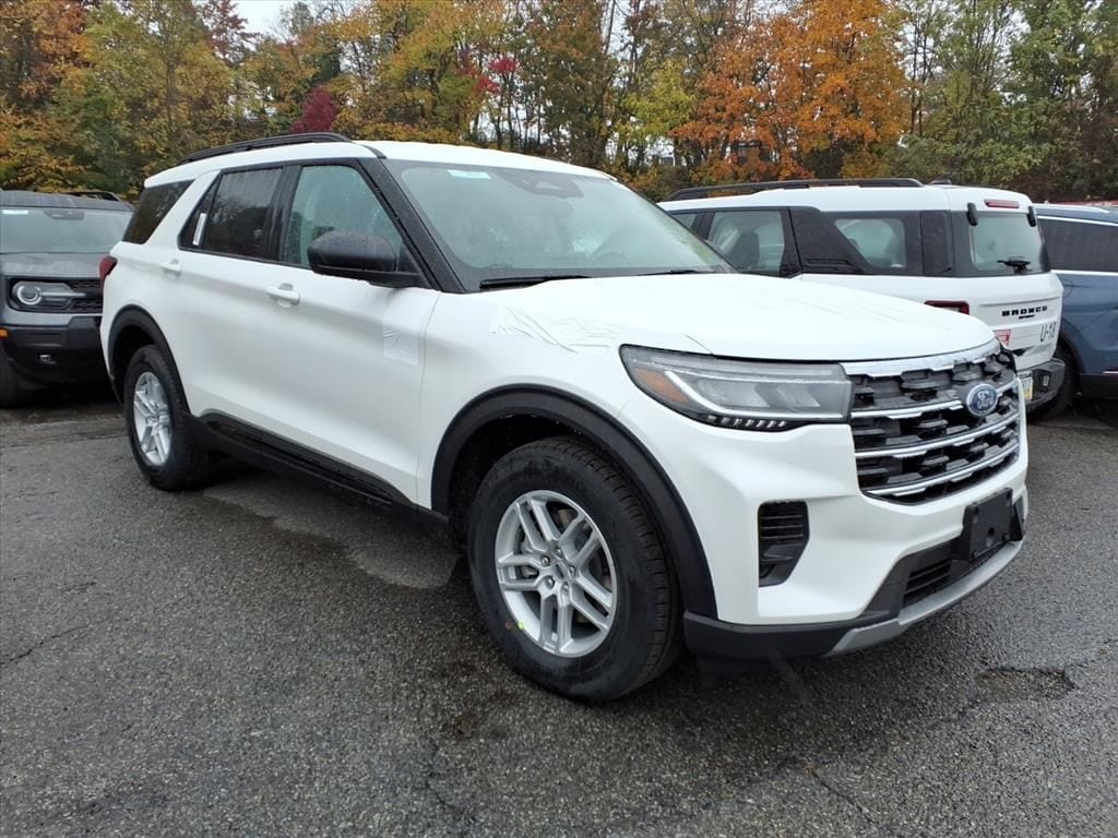 2026 Ford Explorer Active's photo