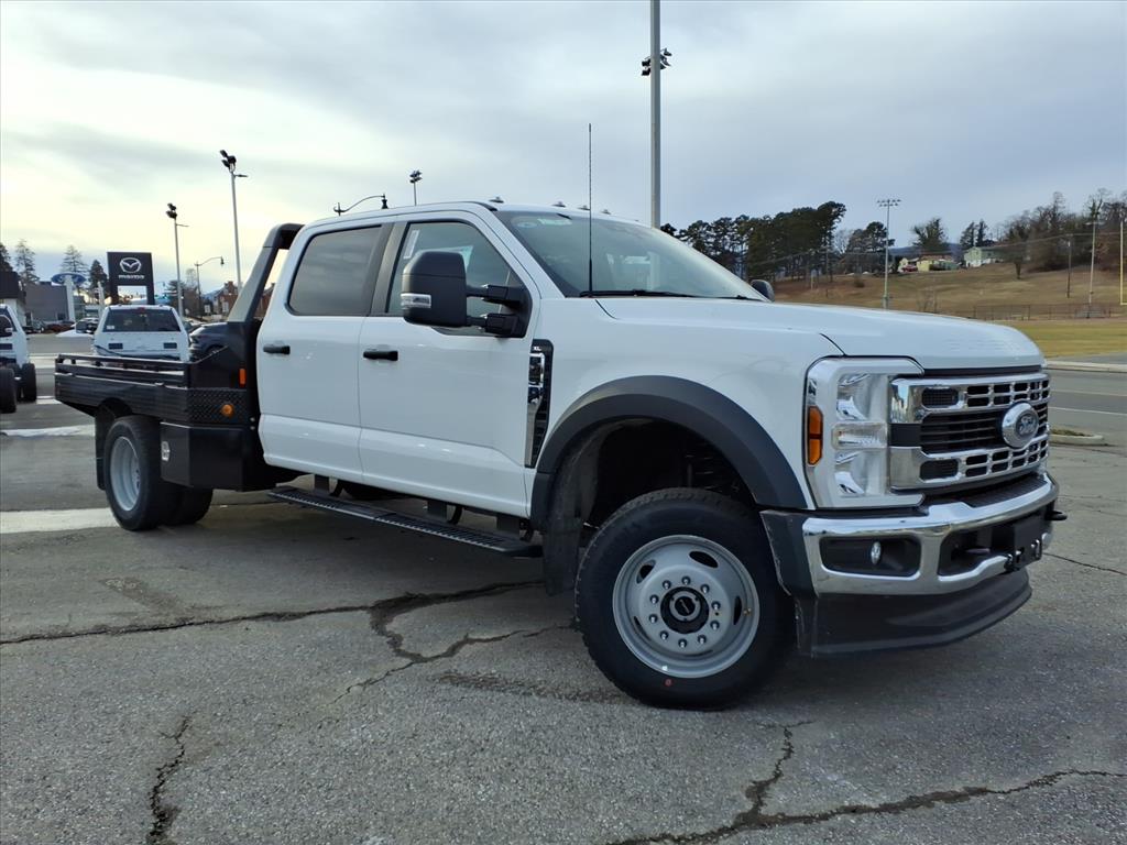 2025 Ford F-450 Crew Cab 
