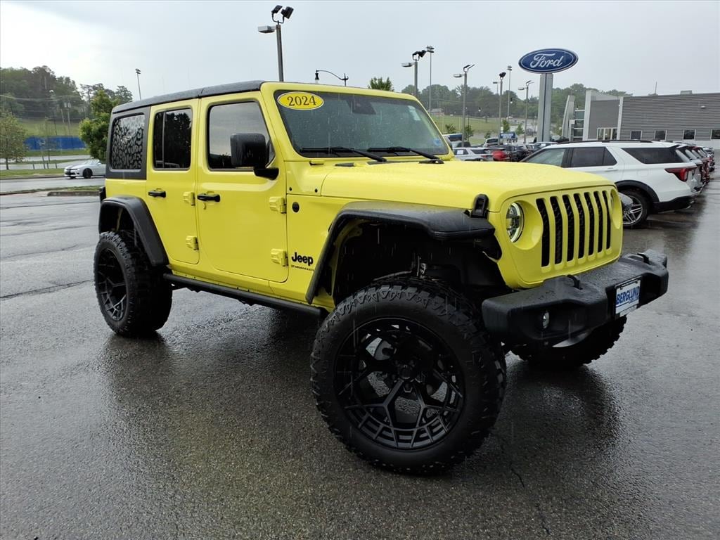Used 2024 Jeep Wrangler Sport S Sport Utility