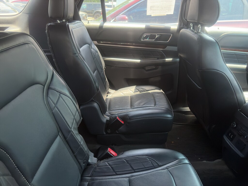 Used 2016 Ford Explorer Platinum SUV