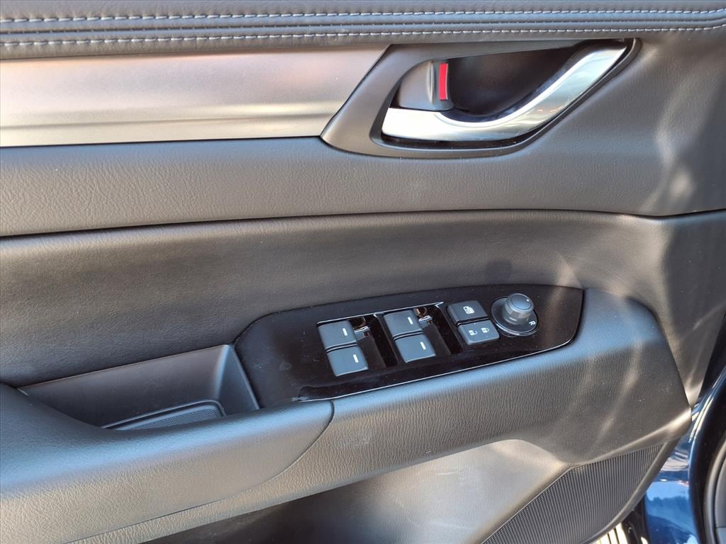 2025 Mazda CX-5 S Preferred package - Photo 20