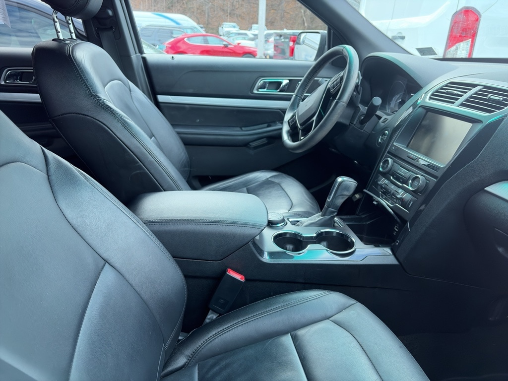 Used 2016 Ford Explorer XLT SUV