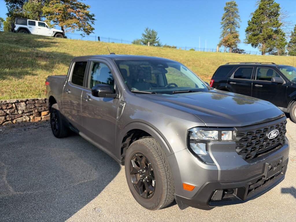 Used 2025 Ford Maverick XLT SuperCrew