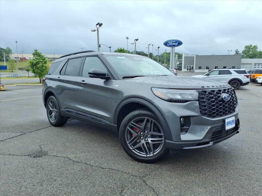 New 2026 Ford Explorer ST-Line Sport Utility