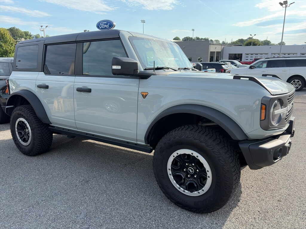 Used 2022 Ford Bronco Badlands Sport Utility