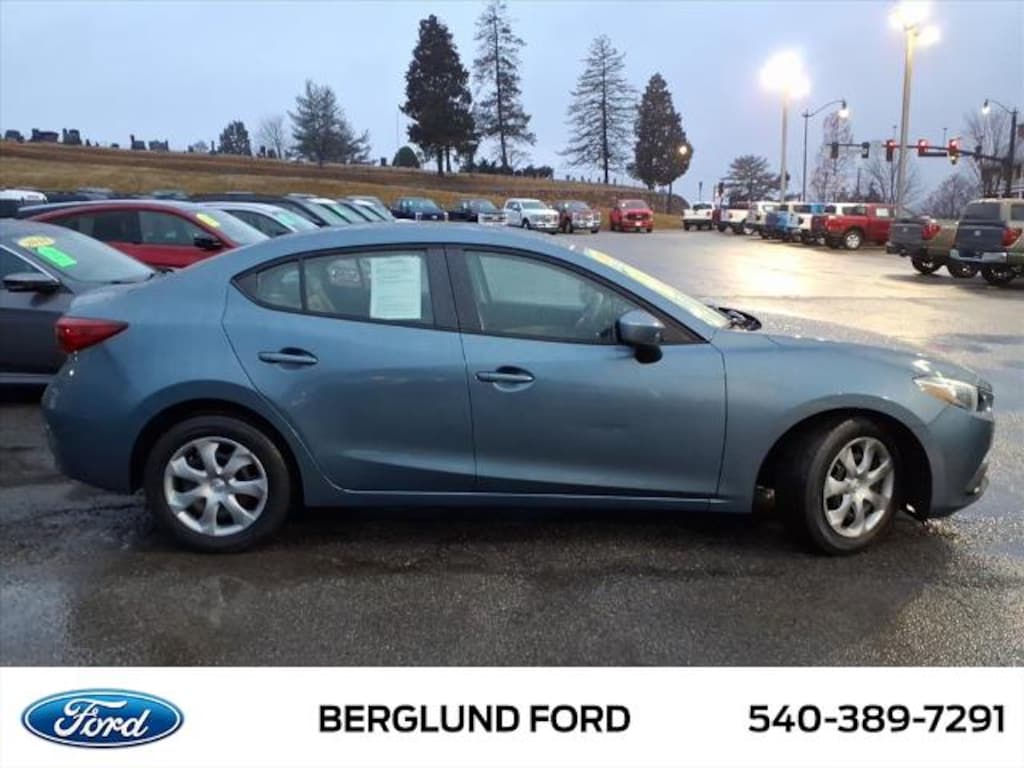 Used 2015 Mazda Mazda3 i Sport Sedan
