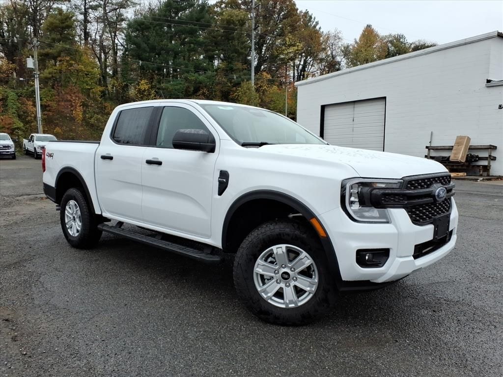New 2025 Ford Ranger XL SuperCrew