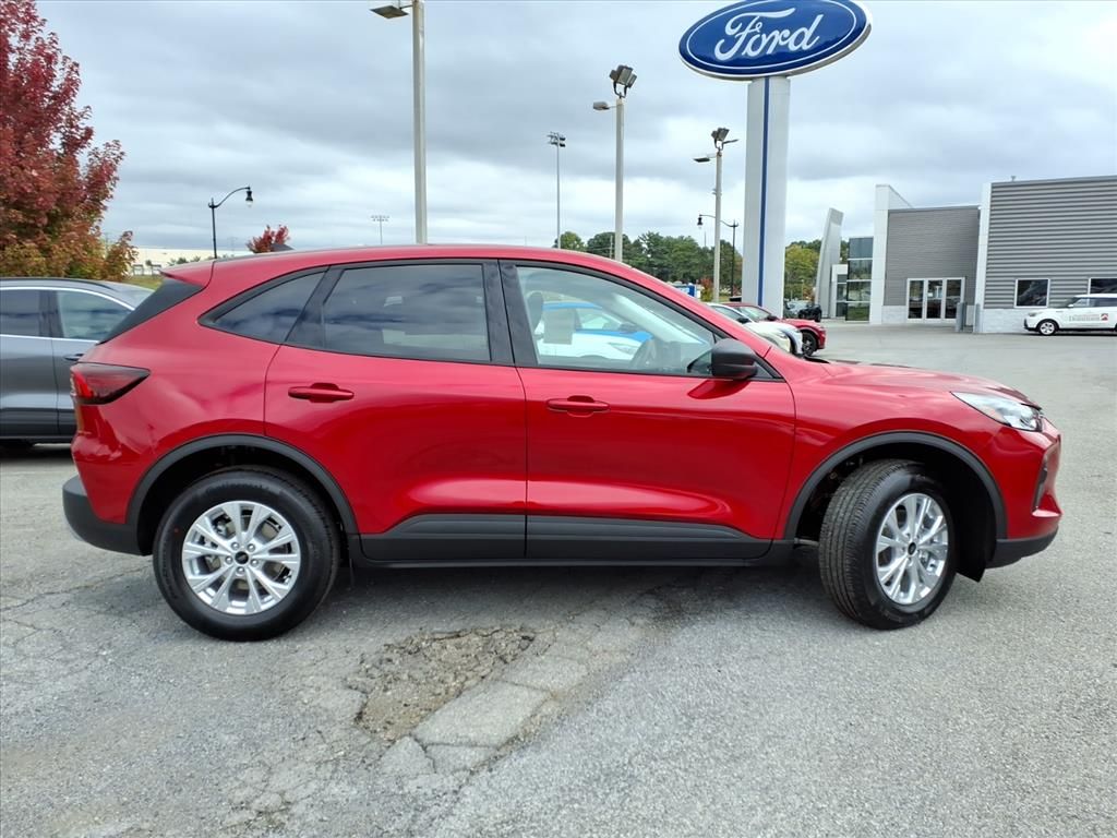 2026 Ford Escape Active photo 2
