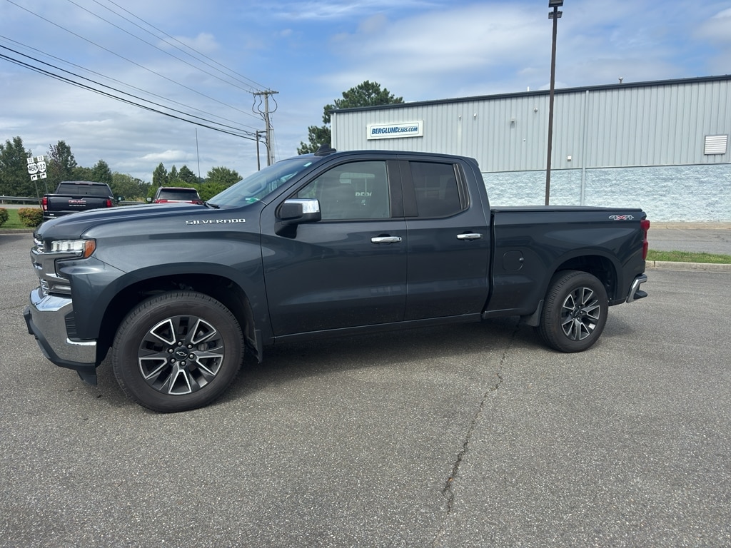 Used 2020 Chevrolet Silverado 1500 LT Truck