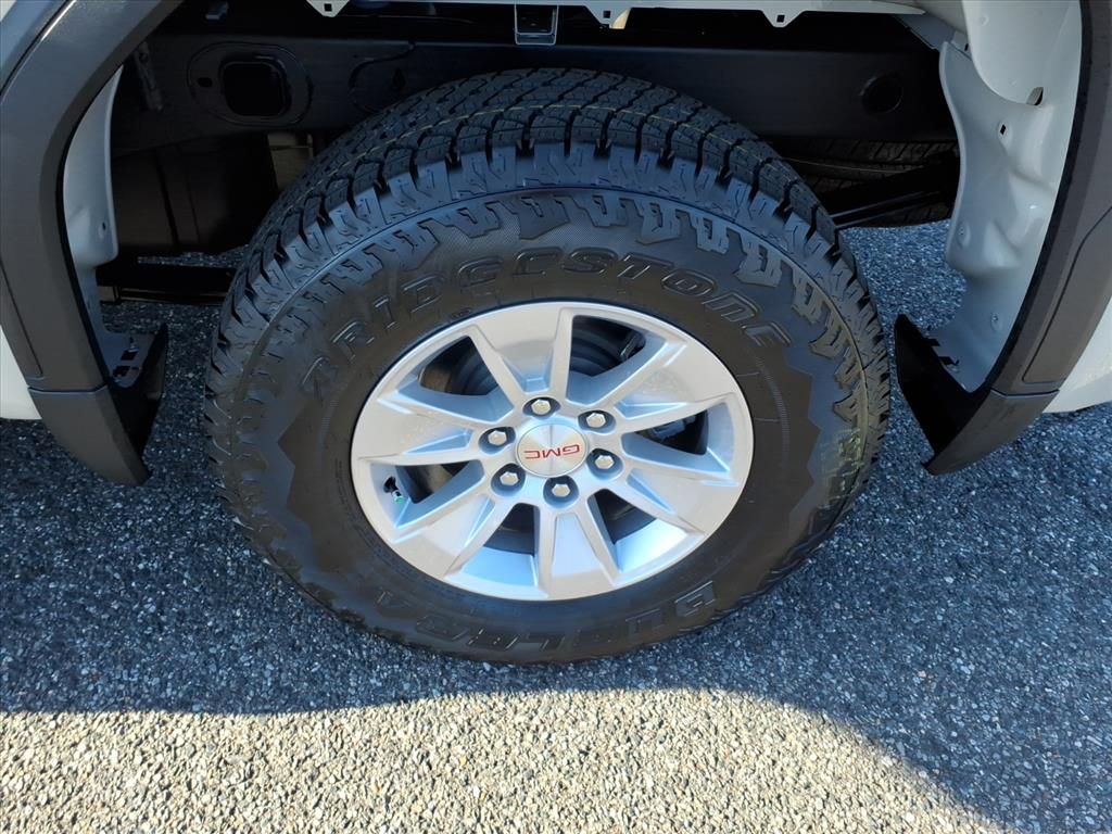 2026 GMC Sierra 1500 SLE - Photo 8