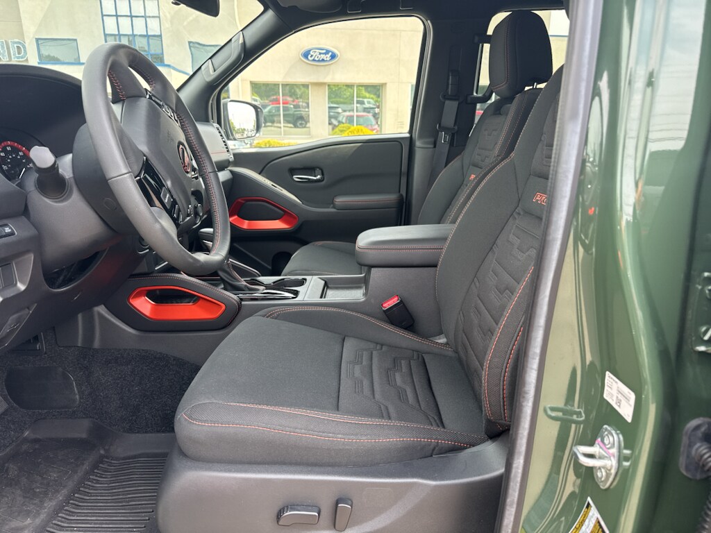 Used 2024 Nissan Frontier PRO-4X