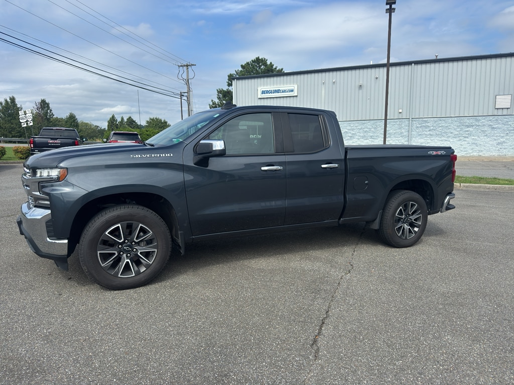 Used 2020 Chevrolet Silverado 1500 LT Truck