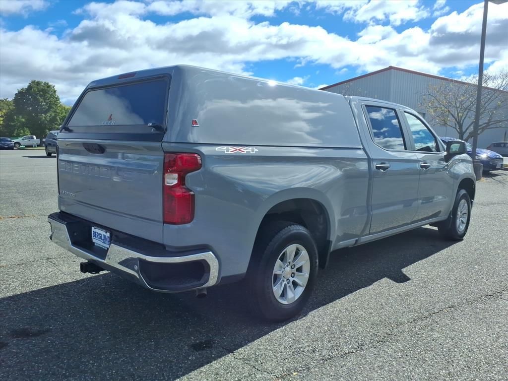 2024 Chevrolet Silverado 1500 Work Truck photo 3