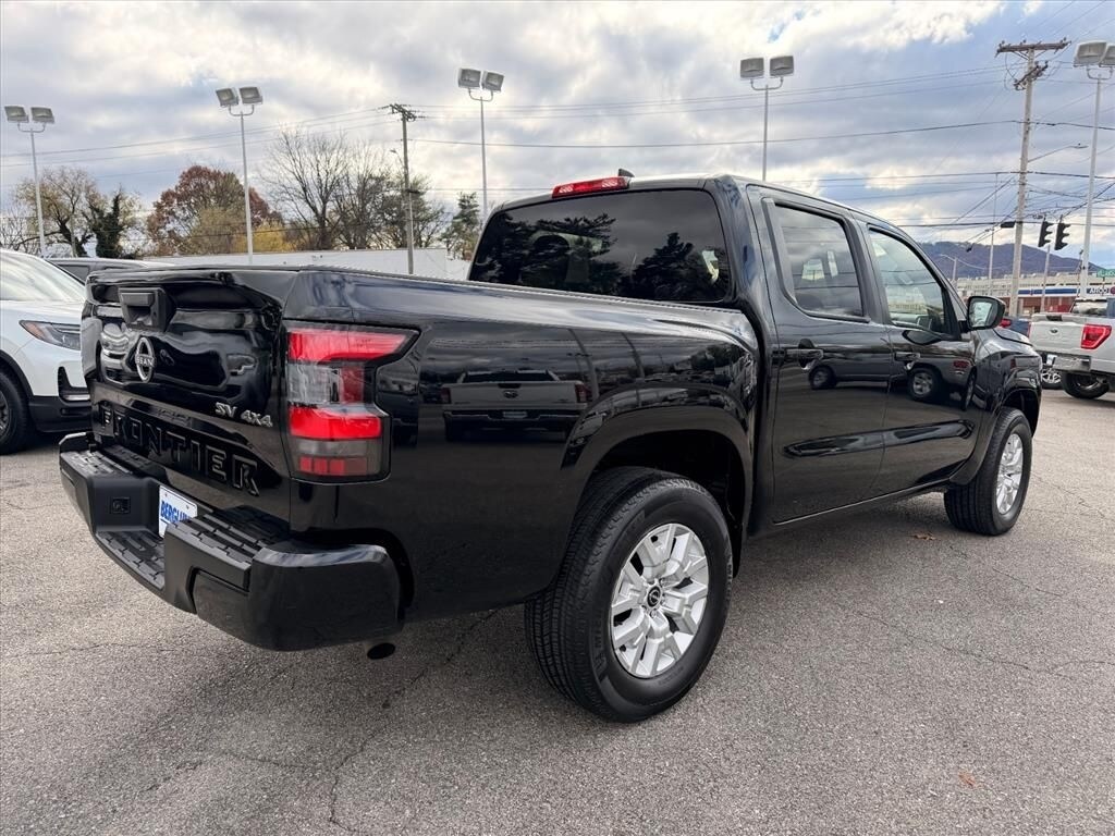 Used 2023 Nissan Frontier SV