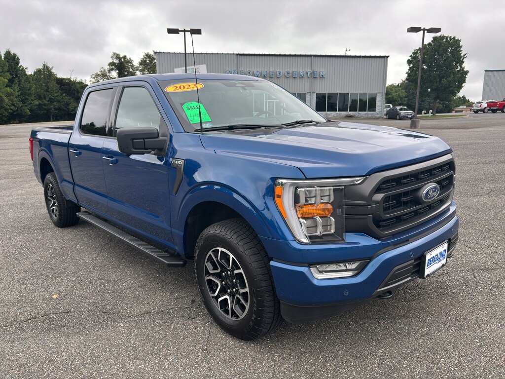 2023 Ford F-150 XLT photo 3