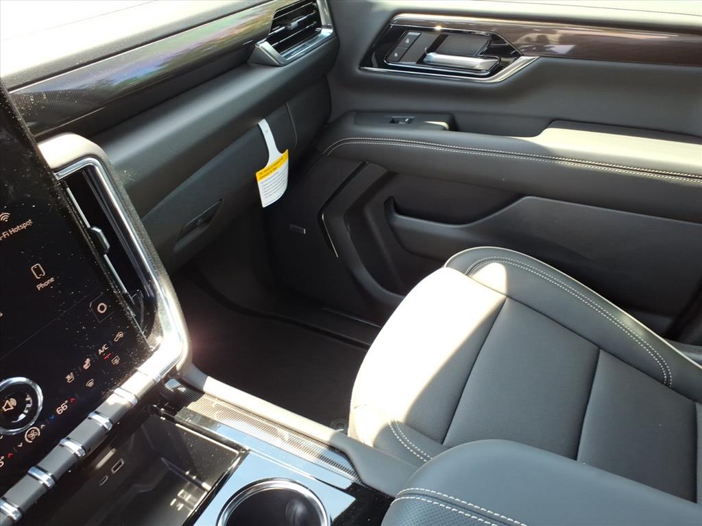 2026 GMC Yukon Elevation - Photo 17