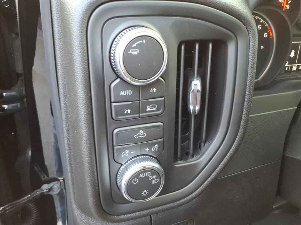 2026 GMC Sierra 1500 Pro - Photo 10