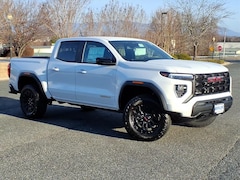 2026 GMC Canyon Elevation Truck