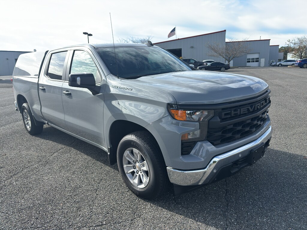 2024 Chevrolet Silverado 1500 Work Truck photo 3