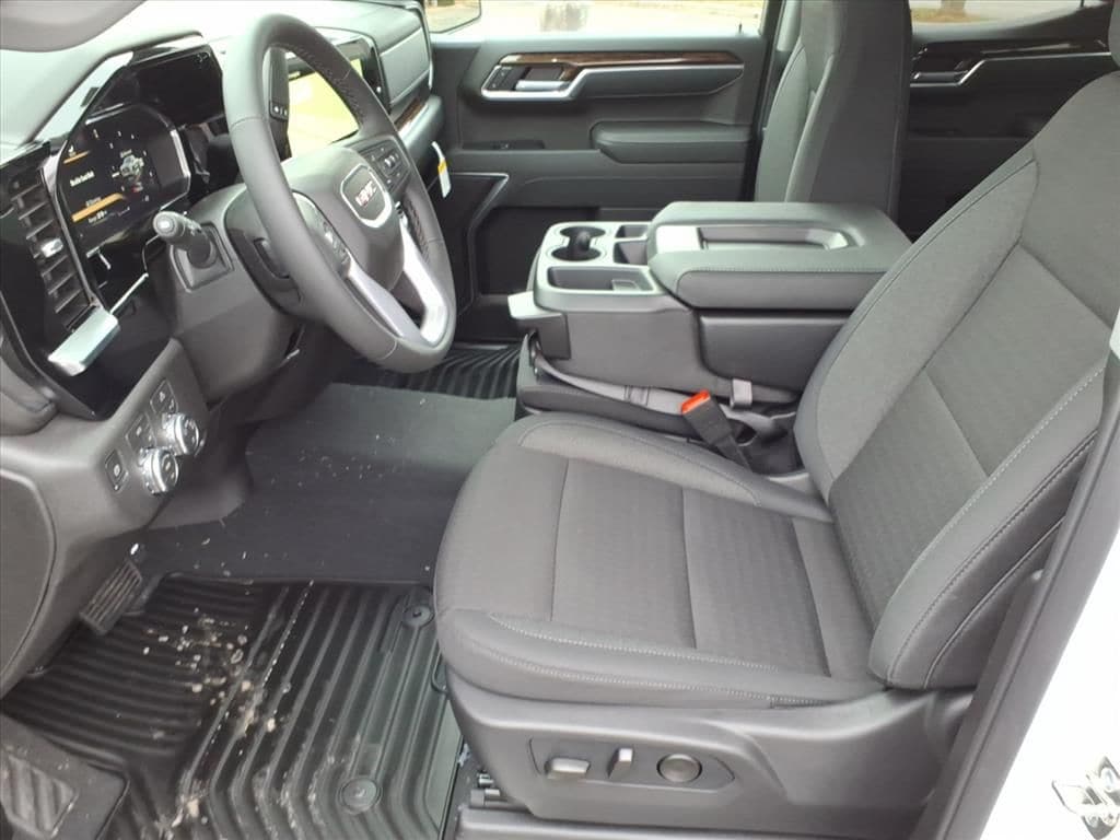 New 2026 GMC Sierra 1500 SLE Truck