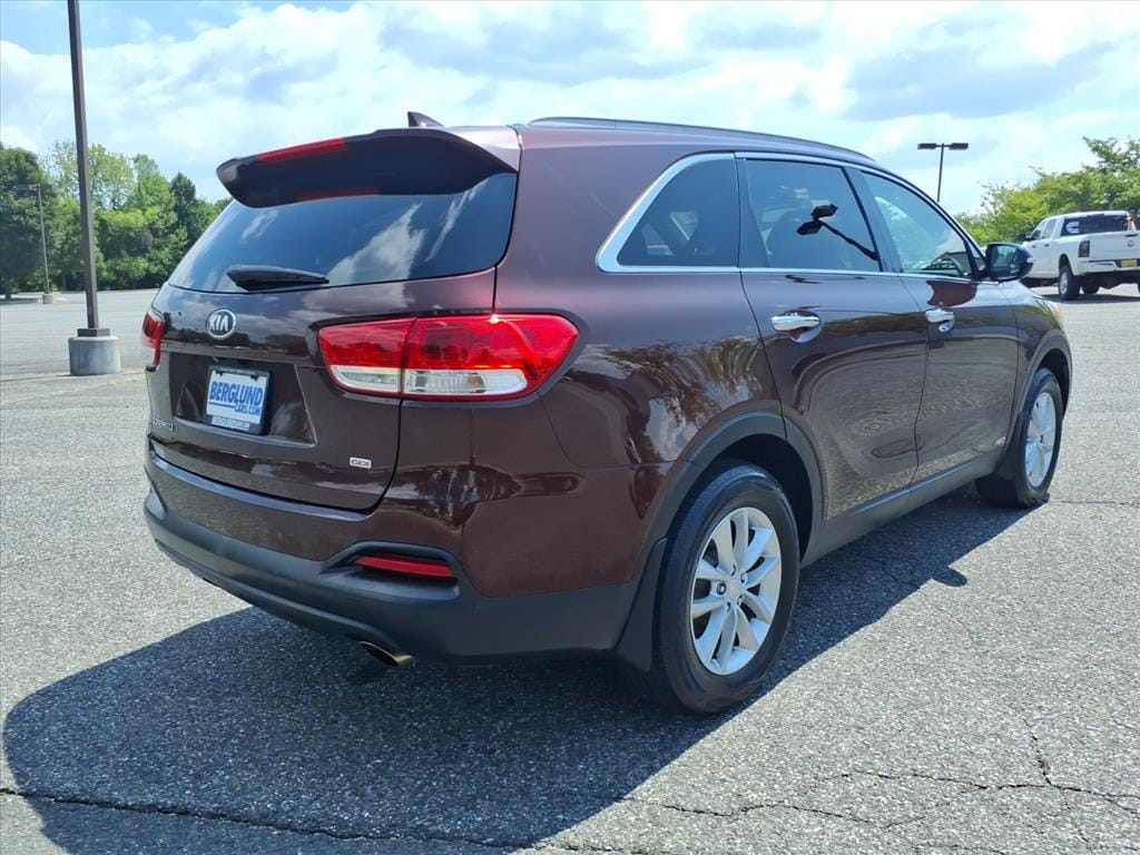 Used 2016 Kia Sorento LX