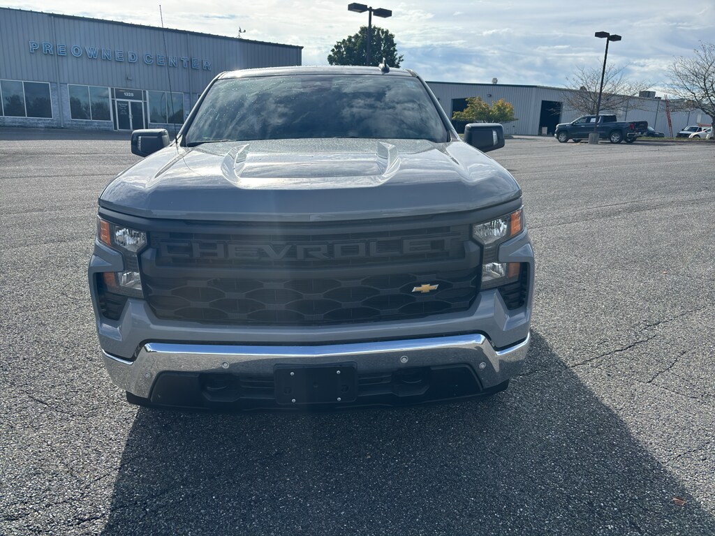 2024 Chevrolet Silverado 1500 Work Truck photo 2
