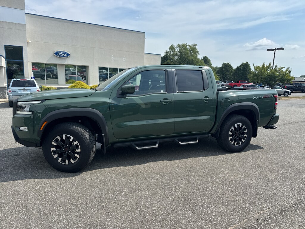 Used 2024 Nissan Frontier PRO-4X