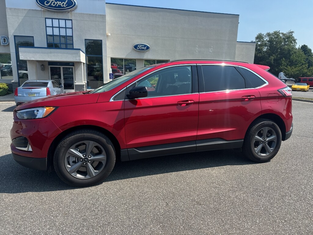 Used 2022 Ford Edge SEL