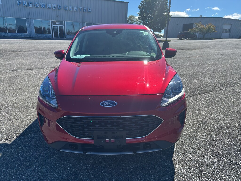 2021 Ford Escape Hybrid SE photo 2