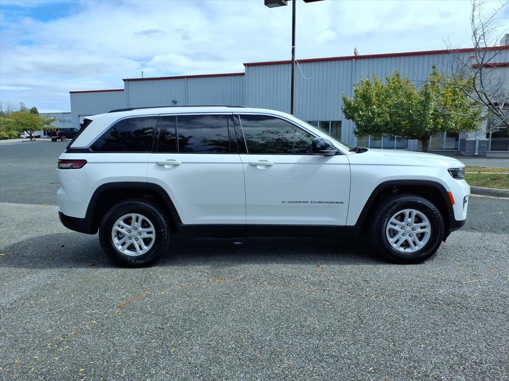 Used 2022 Jeep Grand Cherokee Laredo