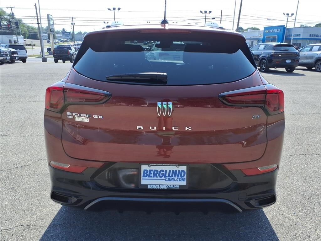 Used 2024 Buick Encore GX Sport Touring SUV